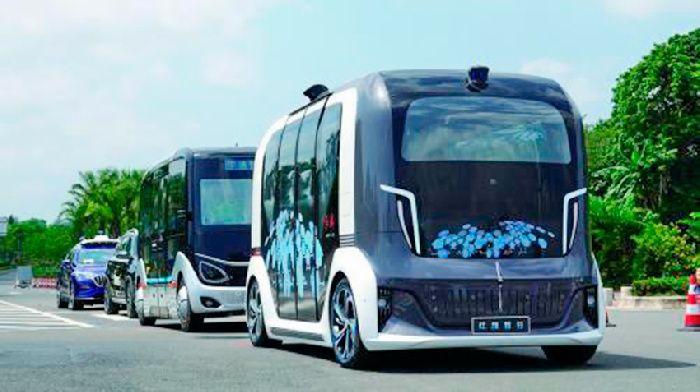 Chinese Internet giant Baidu began testing an unmanned Shuttle