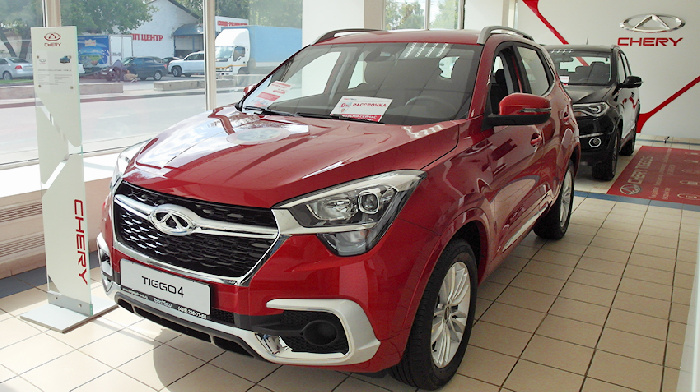 Crossover Chery Tiggo 4 appeared in the Russian showrooms
