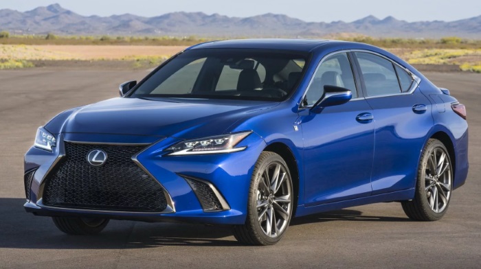 The new Lexus ES has gone the way of the Toyota Camry