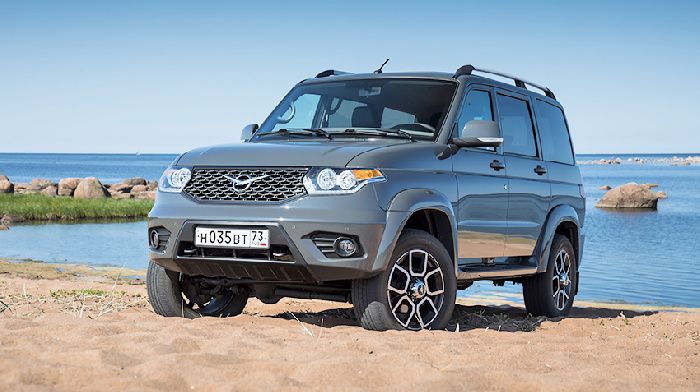 UAZ's armed with "automatic"
