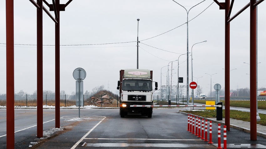 Lorries will be forced to install the sensors for measuring axial loads