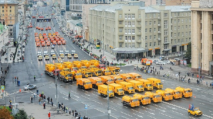 The center of Moscow will be partially closed to traffic due to a series of parades