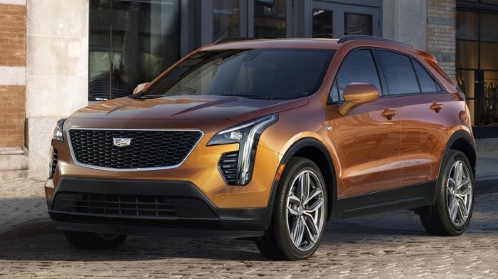 Crossover Cadillac XT4 supplemented the model line of the company