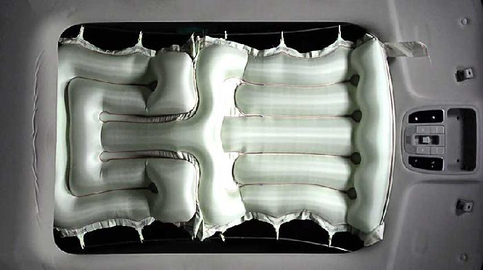 The Koreans created a cushion for panoramic glass roof