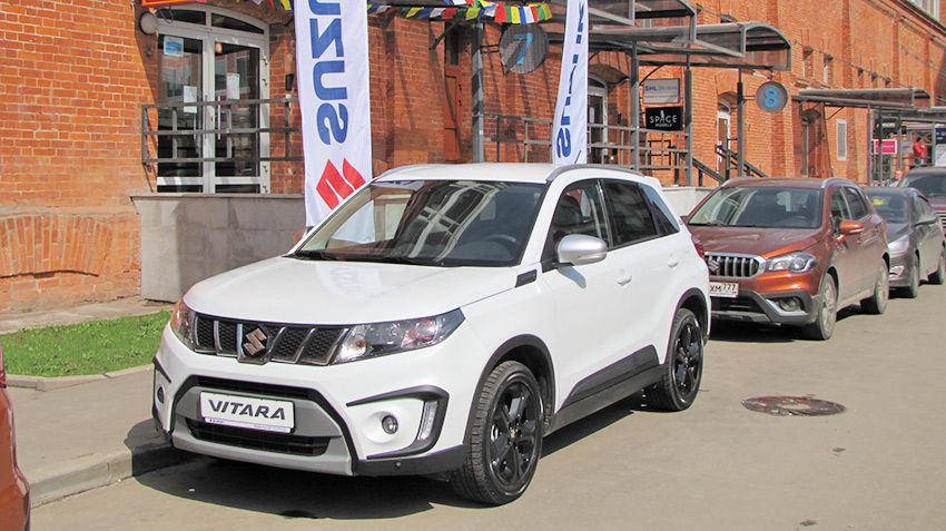 Crossovers and SUVs in the Russian market continue to push cars