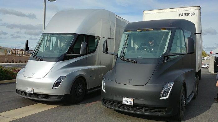 Tesla Semi completed its first flight