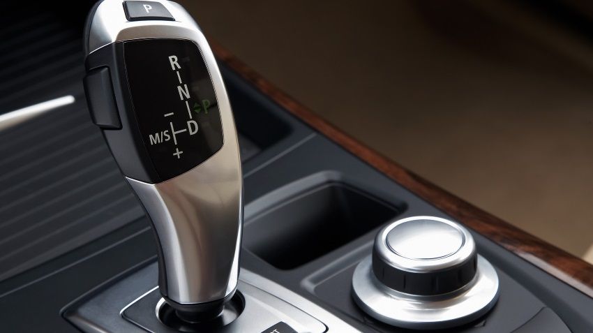 Russians are increasingly choosing cars with automatic transmission