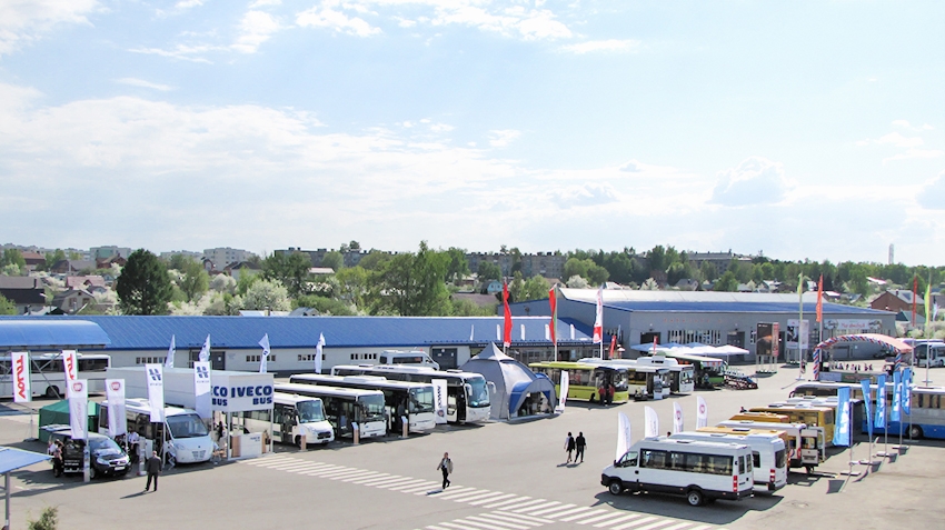 The bus market in July was not kept in the black