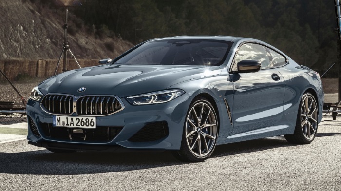 Coupe BMW 8 Series replaced the 6 Series