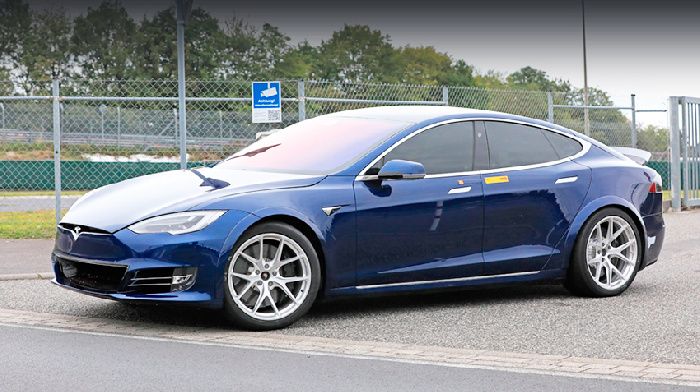 Hot electro hatchback costs Tesla puts the record on Nurburgring, and Volkswagen is thinking about the hot hatch ID.3 R