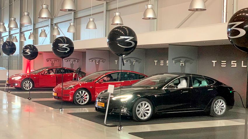 Tesla delivered in April-June 2019 quarterly record of delivery of electric vehicles