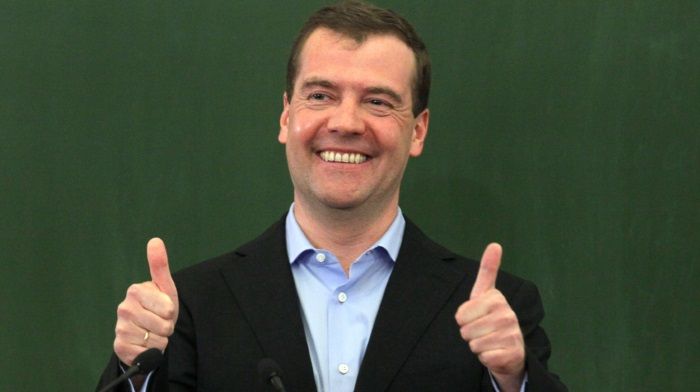 Medvedev finally signed a decree to curb fuel prices