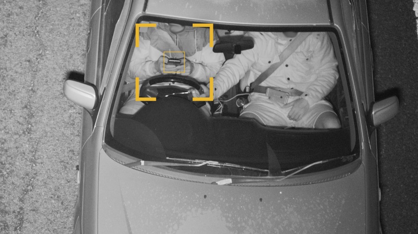 Camera learned to watch out for using phone while driving
