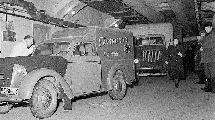 Unique van Moskvich 400-420K will be released on the 6th of the GUM Rally