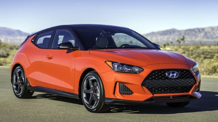 New Hyundai Veloster left great original