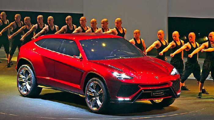 Crossover Lamborghini Urus will present on December 4