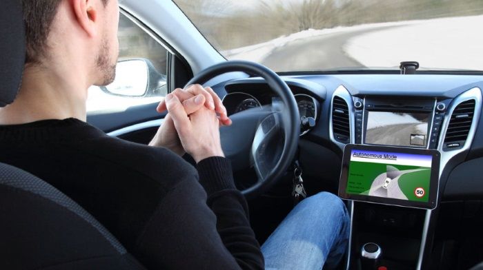 By 2025, almost every second new car will be unmanned