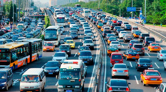The government of China was swept up in the search for effective incentives for a return to growth in the automotive market
