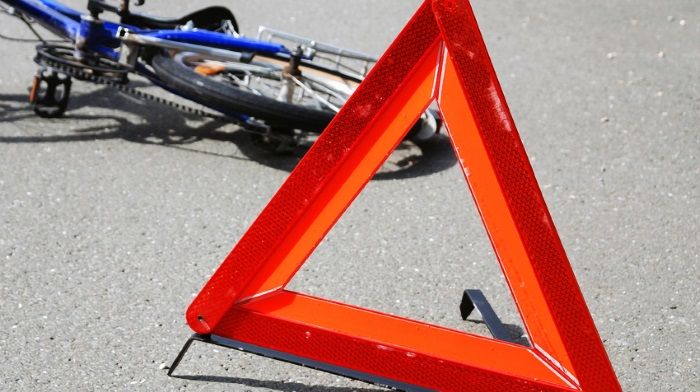 Cyclist want to deprive a driver's license due to an accident