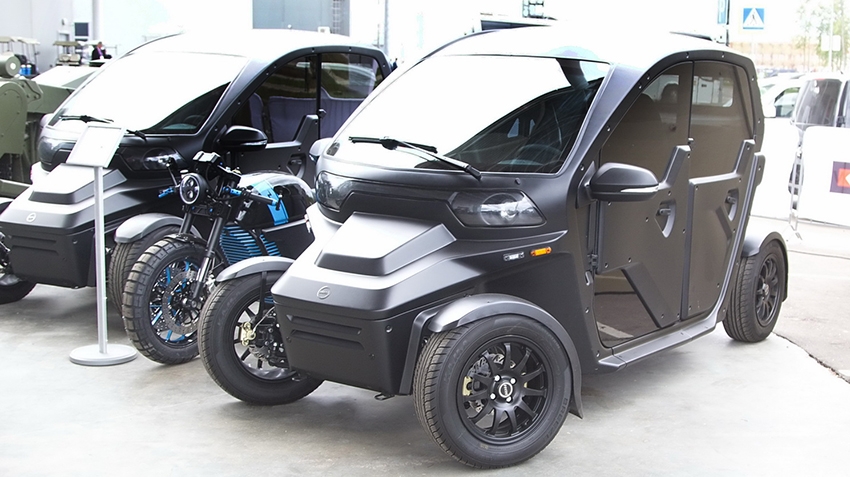 On the Army-2019 showed electric cars, "OVUM" and "Ant"
