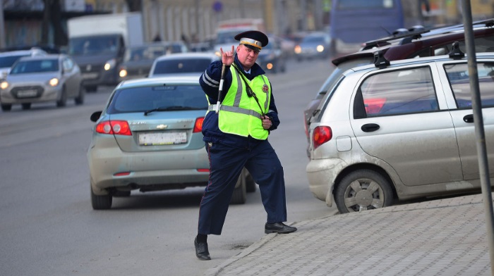 I recognize you from the thousands the traffic police have purchased thousands of tablets to identify the drivers