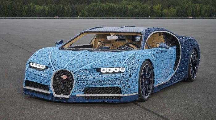 From LEGO built a Bugatti Chiron in full size