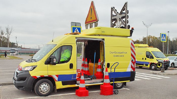 On the toll highway M-11 presentation of the safety campaign "Save a life emergency Commissioner"