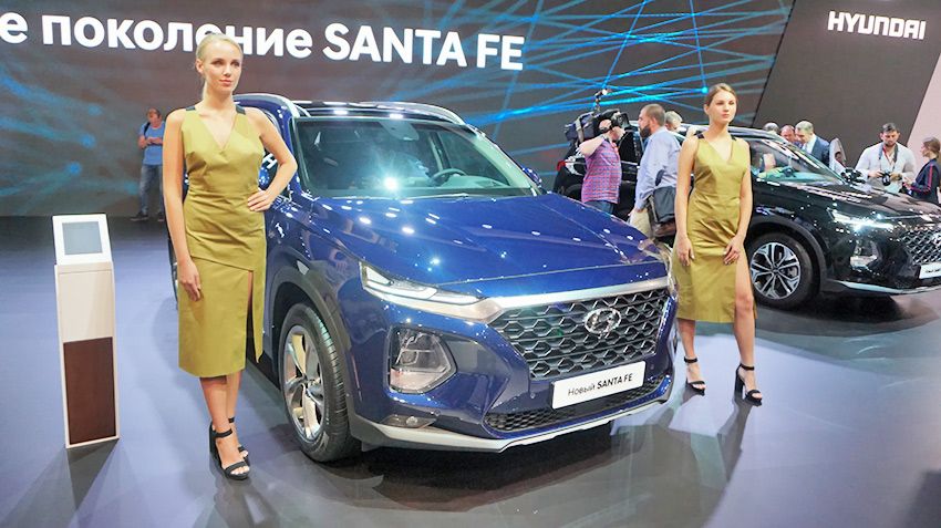 Sales of passenger cars and LCVs in February slid by 3.6%