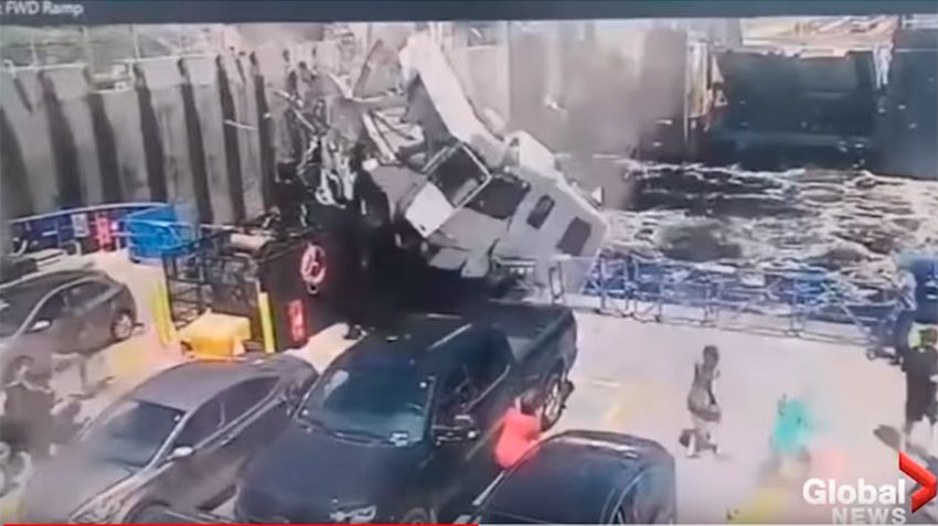 A spectacular crash at the canadian ferry