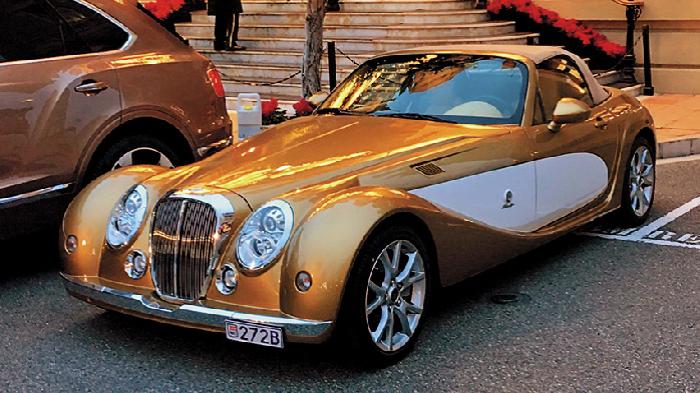 Mitsuoka Himico