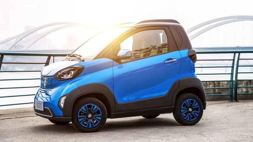 Updated version of cheap Baojun E100 electric cars received a boost to the battery