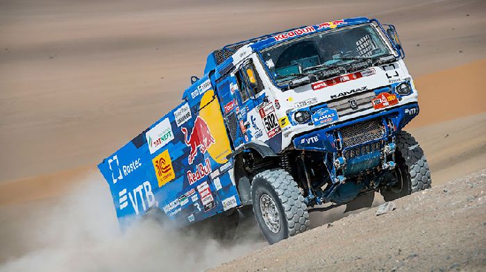 On "Dakar-2019" the team "KAMAZ-master" has lost two military trucks