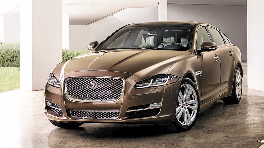 Jaguar XJ