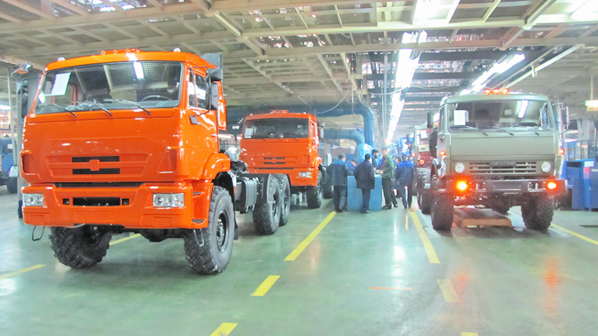 Foreign cars outstripped Russian trucks in production growth
