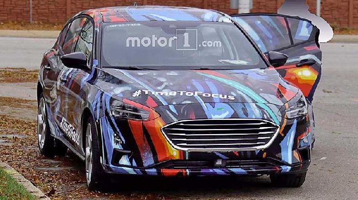 Pictures pre-production Ford Focus revealed the appearance of the next generation