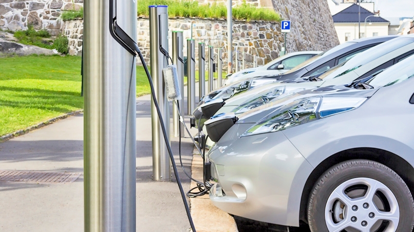 The world fleet of PEV has exceeded 4 million