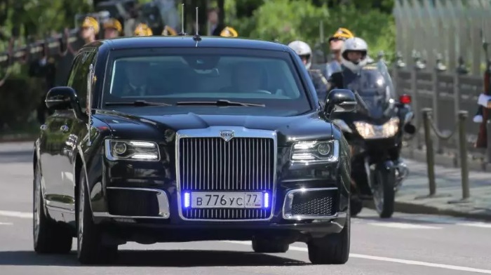 Newsweek: "luxury limousine Putin's anti-trump"