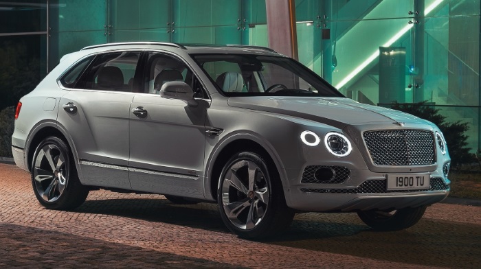 Hybrid the Bentley Bentayga will be able to travel on the same electricity