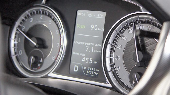 The traffic police and the Ministry of Finance are in favor of lowering nestratova speed threshold, but for it to rise on highways