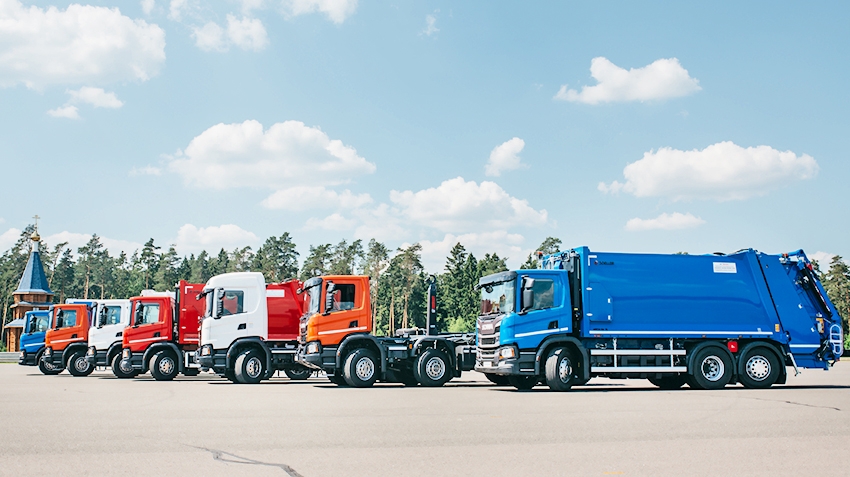 Scania showed Russia gas garbage trucks