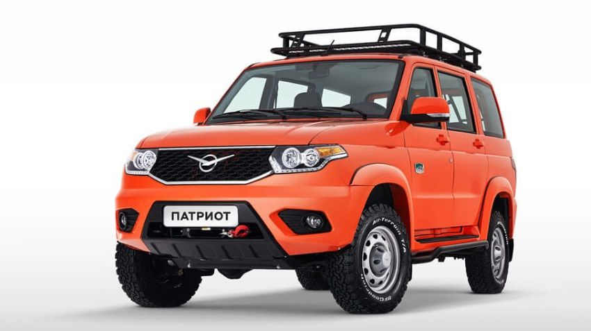 UAZ presented forwarding "Patriot"