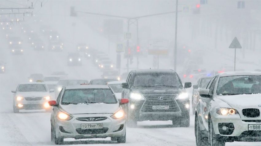 Season studded tires shorten