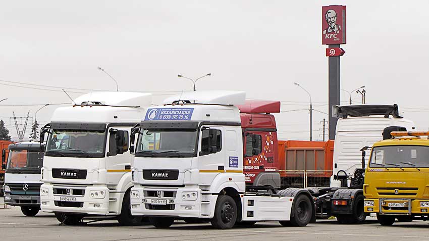 Trucks in Russia staged boom 2017