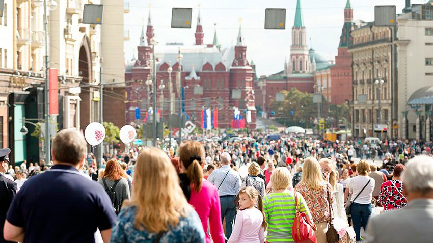 In the city Day of Moscow, through the center will be almost not drive