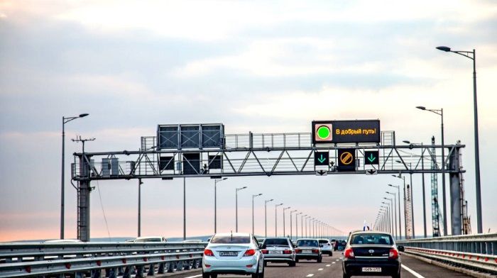 For 12 hours the Crimean bridge broke the record of the ferry