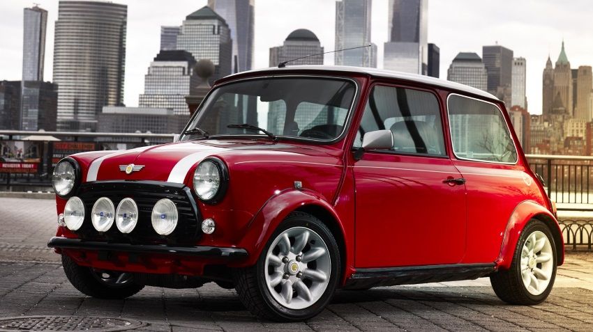 MINI Electric star in the film