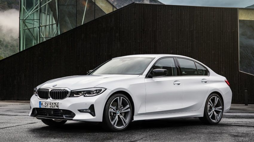 A new "Troika" BMW: lighter, lower, smarter