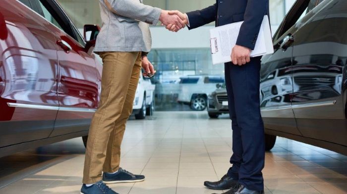 The Ministry called the Russian car prices among the lowest in the world