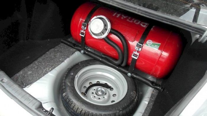 Gas for cars is expensive four times faster than gasoline