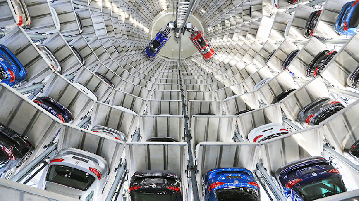 Bloomberg gives buses the green light, but is worried about the cobalt